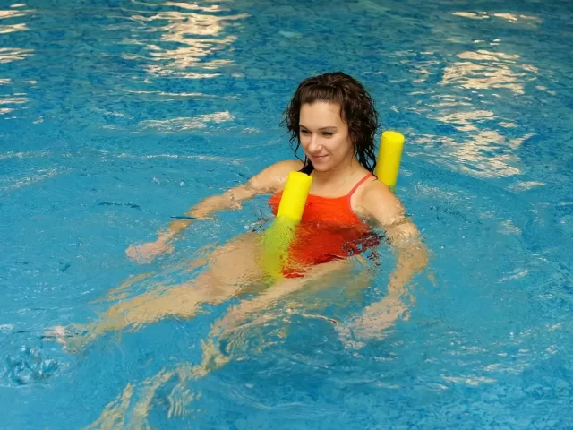 5 Easy Pool Exercises