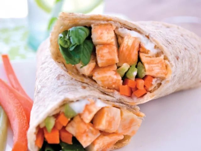 Buffalo Chicken and Spinach Wrap