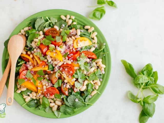 Kale, White Bean and Tomato Salad