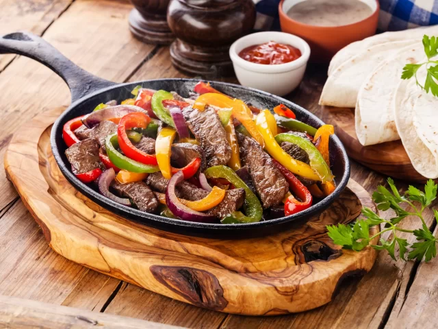 Grilled Skirt Steak Fajitas
