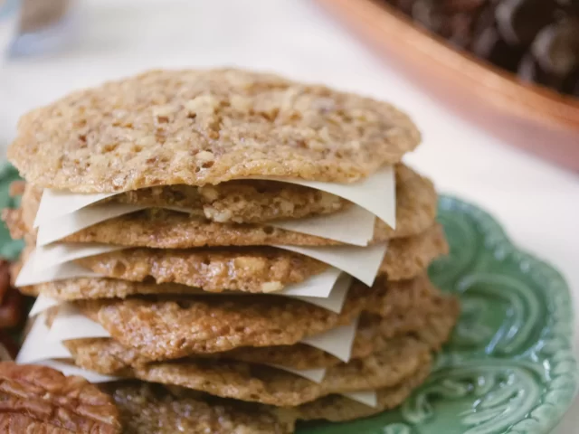 Pecan Lace Cookies