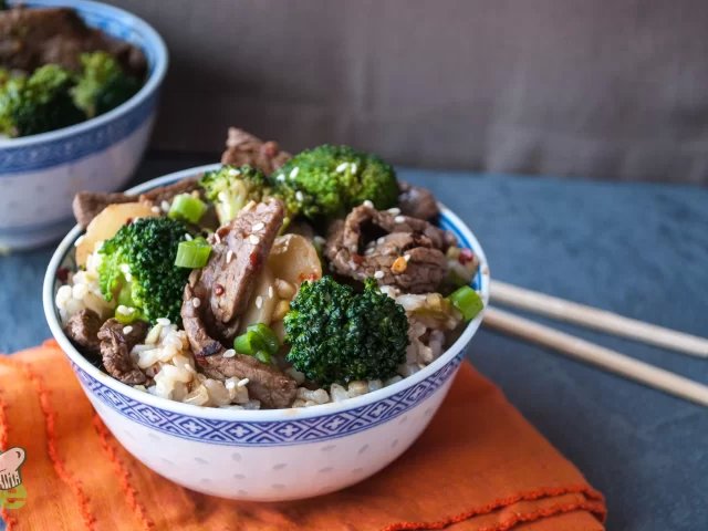 Beef and Broccoli Stir-Fry with Brown Rice