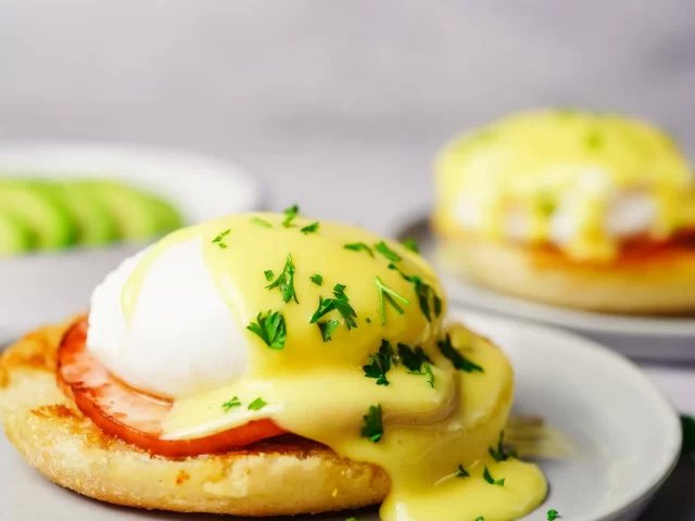 Eggs Benedict