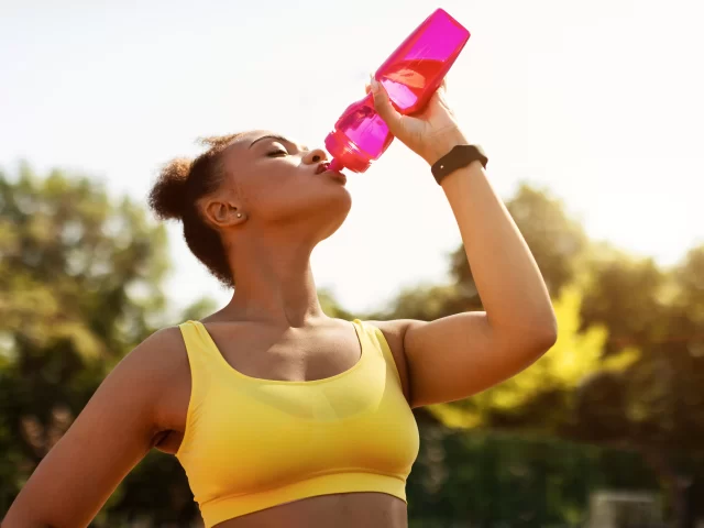 10 Tips to Stay Hydrated When It’s Hot