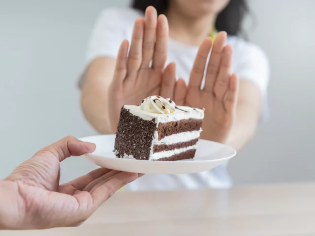 Want to Eat Fewer Carbs? Follow These Tips