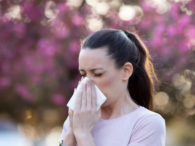 6 Tips to Nip Spring Allergies in the Bud