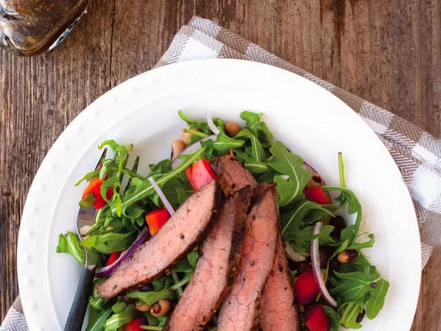 Grilled Flank Steak Salad