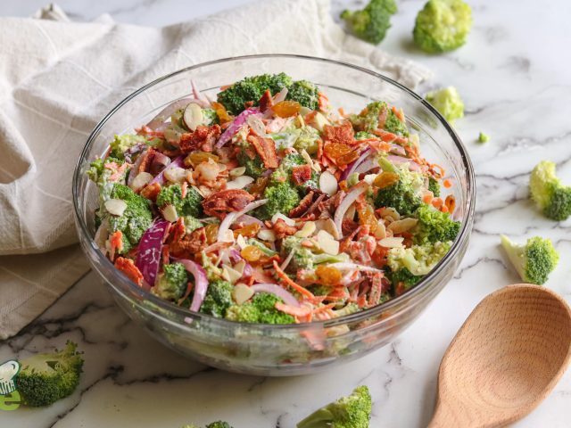 Broccoli Salad with Bacon and Raisins