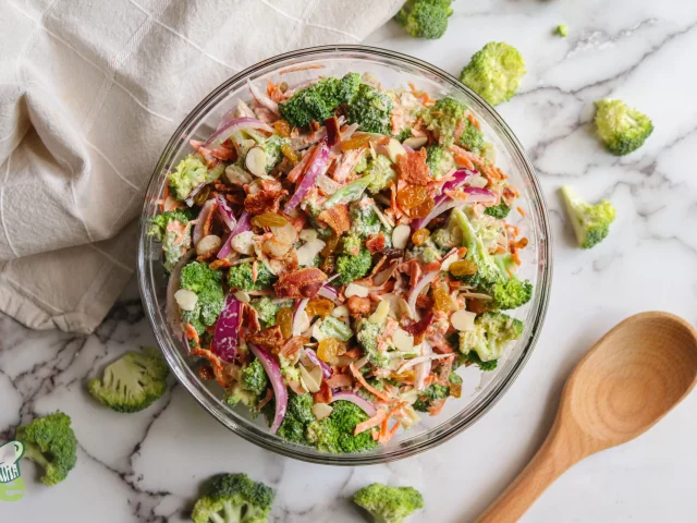 Broccoli Salad with Bacon and Raisins