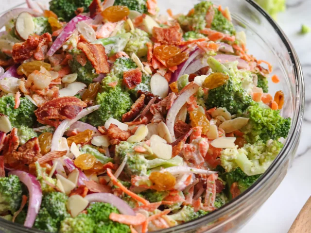 Broccoli Salad with Bacon and Raisins